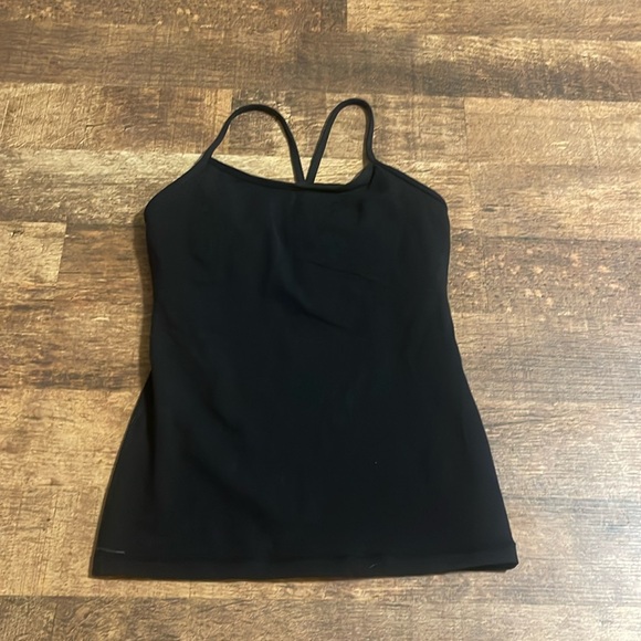 lululemon athletica Tops - Lululemon Black built in bra athletic tank top size 6